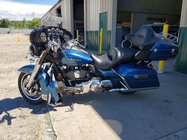 2014 HARLEY-DAVIDSON FLHTK