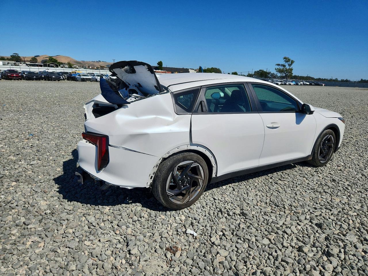 2025 KIA K4 EX