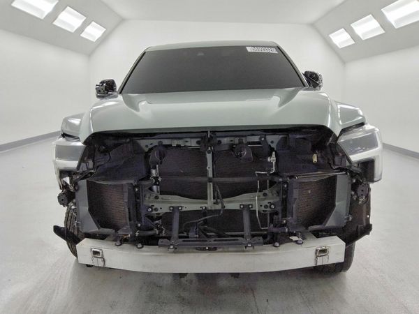 2024 TOYOTA TUNDRA Others
