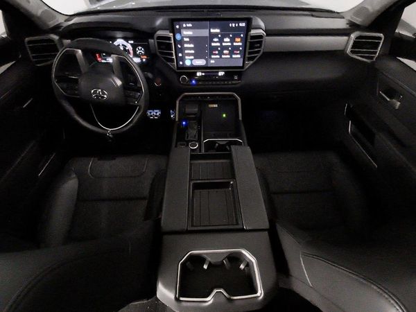 2024 TOYOTA TUNDRA Others