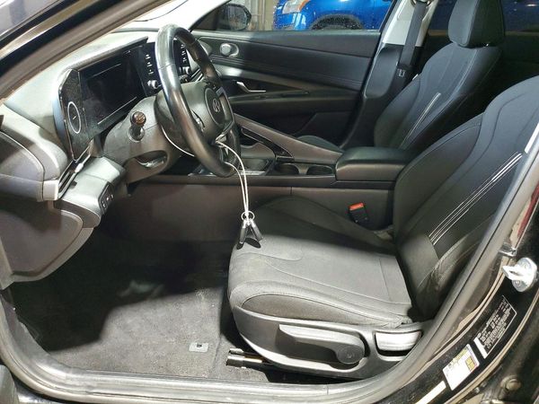 2022 HYUNDAI ELANTRA SEL w/Convenience Pkg