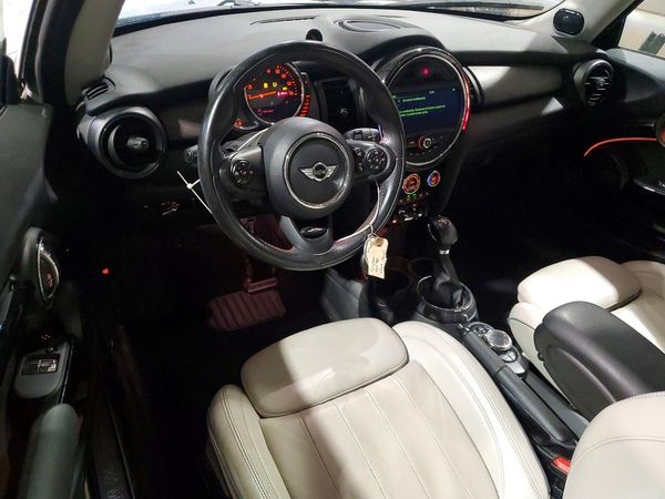 2014 MINI COOPER