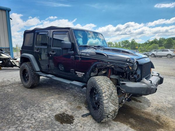 2013 JEEP WRANGLER Sport