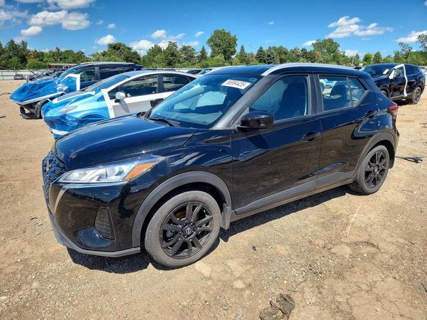 2024 NISSAN KICKS