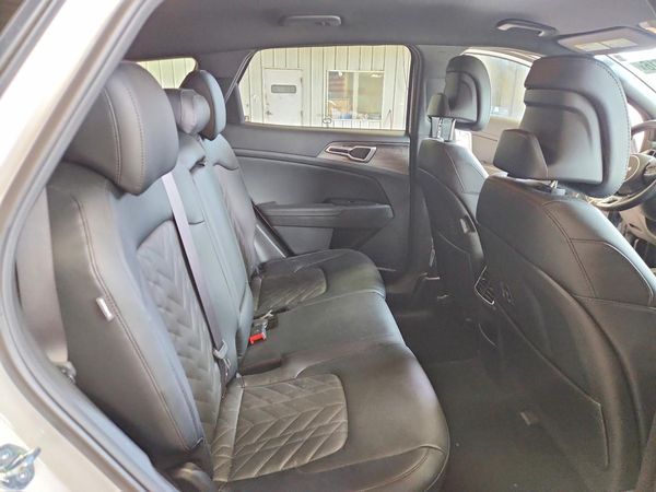 2024 KIA SPORTAGE X-LINE