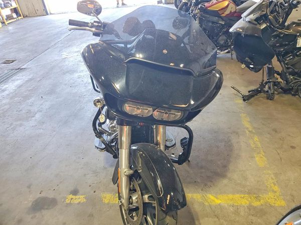 2015 HARLEY-DAVIDSON FLTRXS