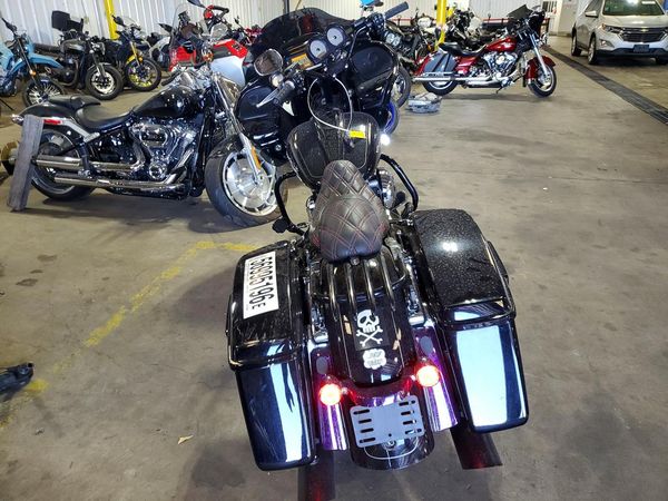2015 HARLEY-DAVIDSON FLTRXS