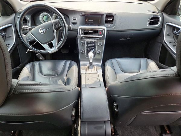 2013 VOLVO S60