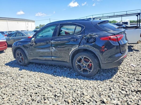 2022 ALFA ROMEO STELVIO AWD