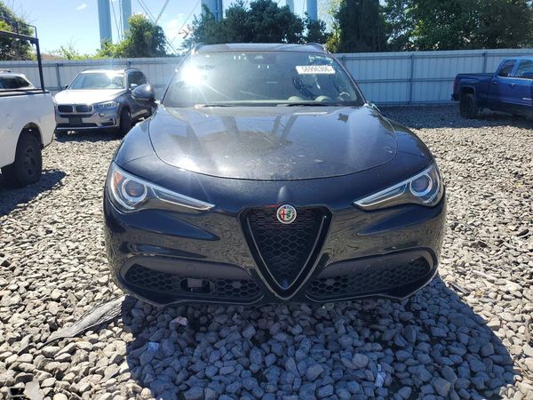 2022 ALFA ROMEO STELVIO AWD