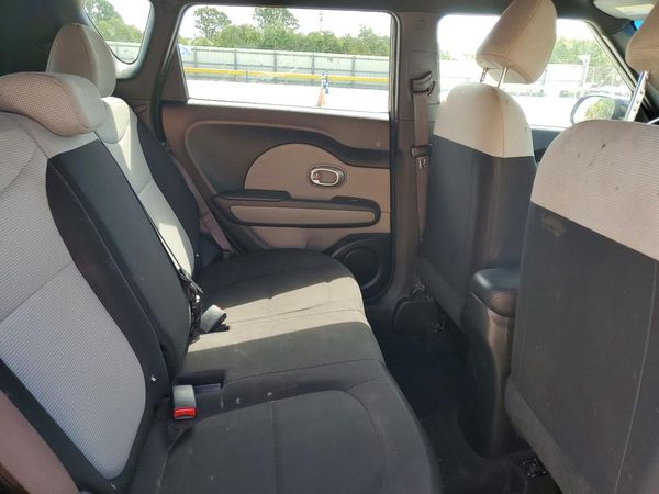 2019 KIA SOUL Base