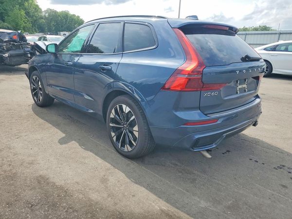 2026 VOLVO XC60 Plus Dark