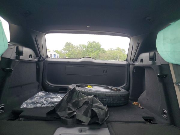 2026 VOLVO XC60 Plus Dark