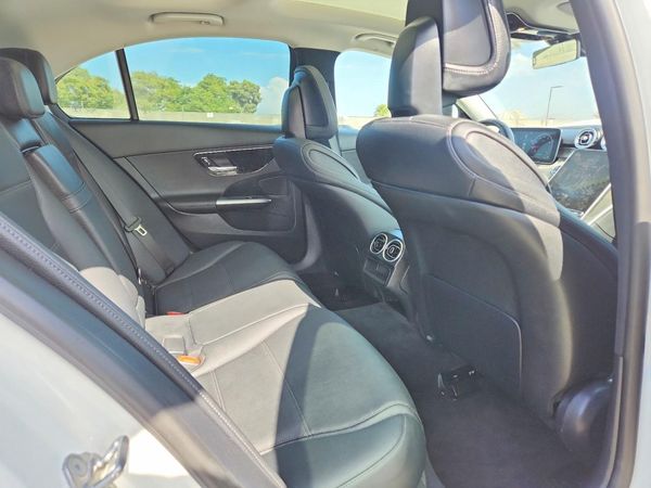 2022 MERCEDES-BENZ C C300