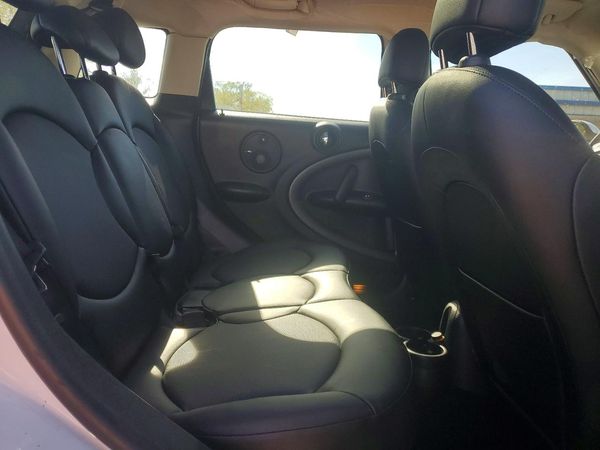 2016 MINI COOPER