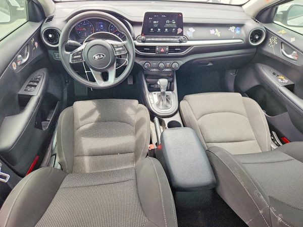 2021 KIA FORTE FE, LXS