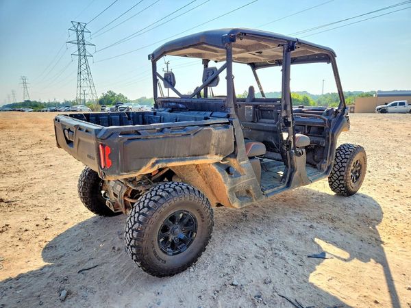 2024 CAN-AM DEFENDER MAX