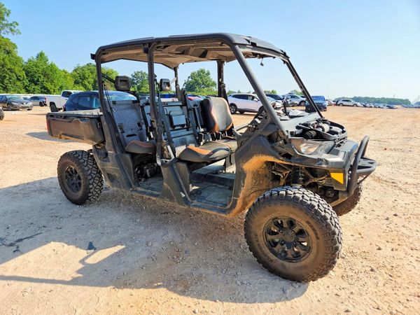 2024 CAN-AM DEFENDER MAX