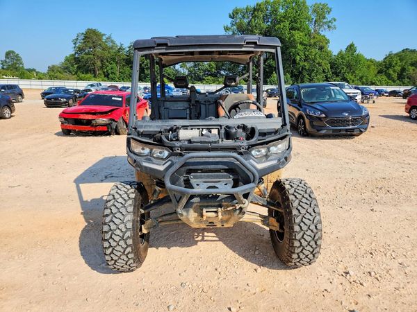2024 CAN-AM DEFENDER MAX