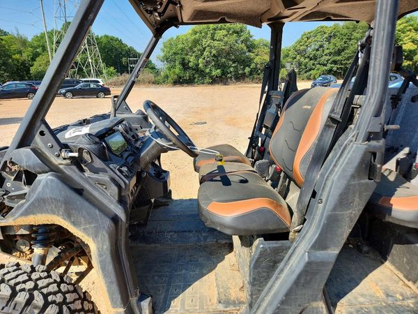 2024 CAN-AM DEFENDER MAX