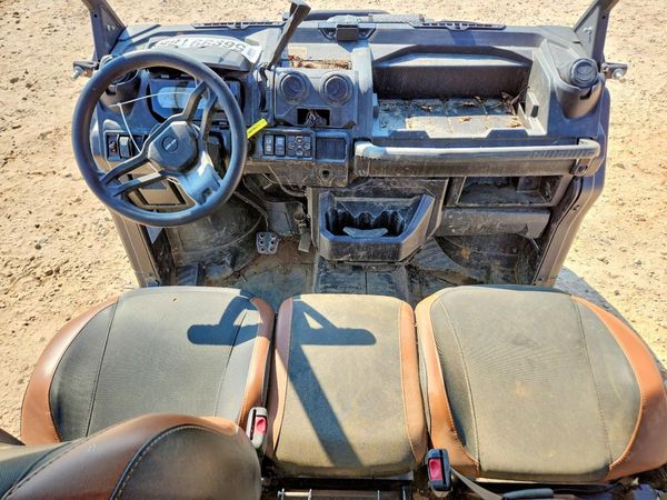 2024 CAN-AM DEFENDER MAX