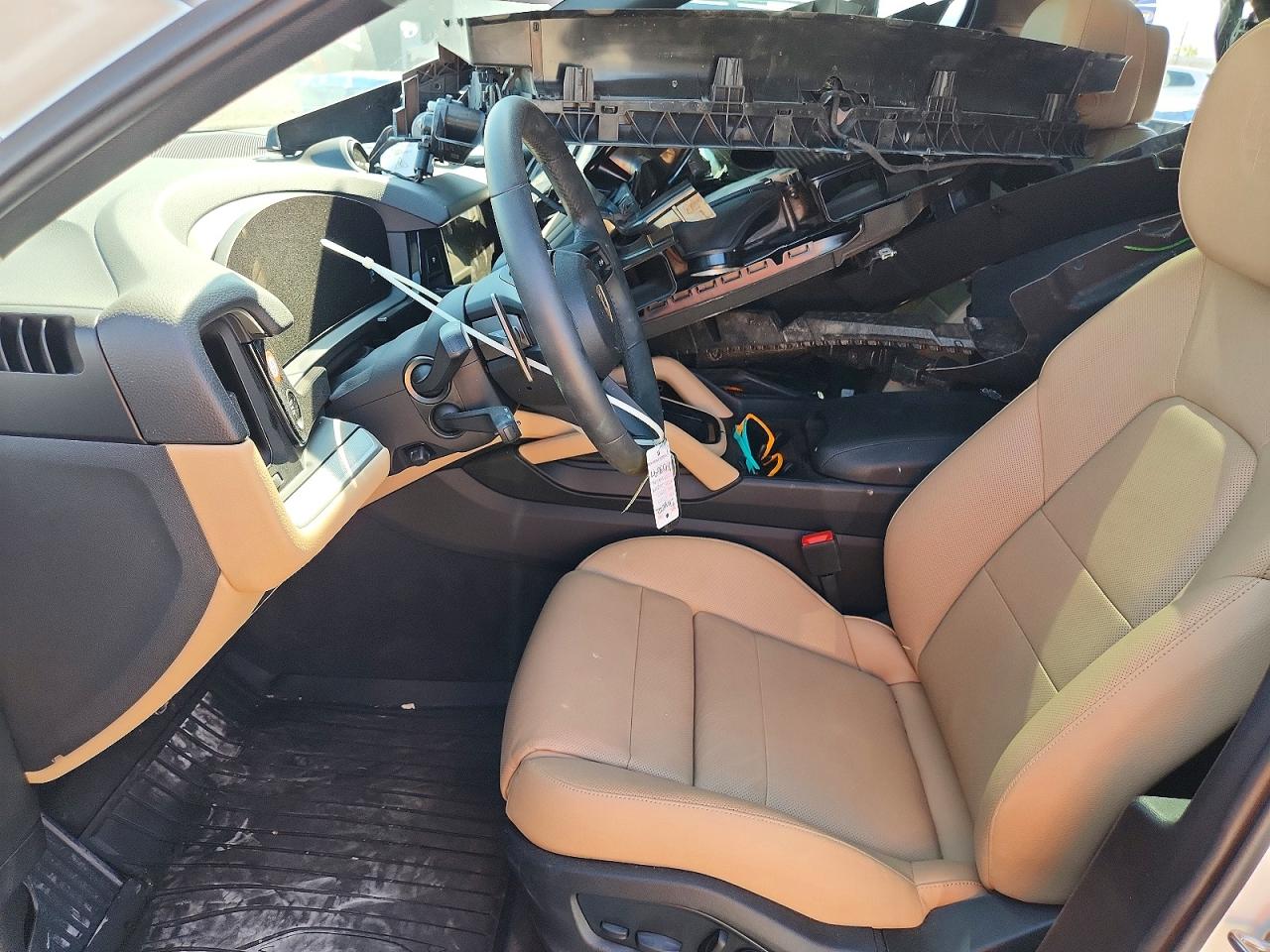 2025 PORSCHE CAYENNE