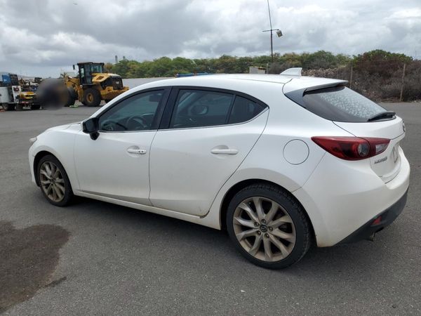 2014 MAZDA 3