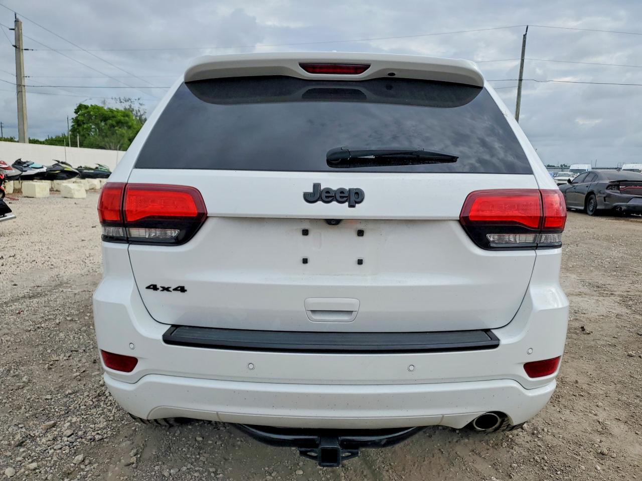2018 JEEP GRAND CHEROKEE LAREDO 4X4