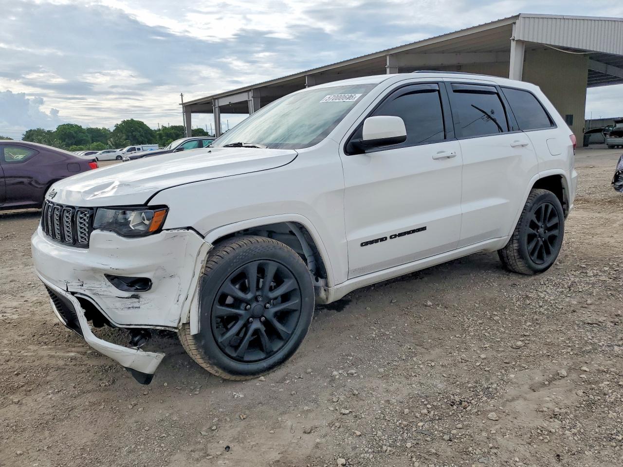 2018 JEEP GRAND CHEROKEE LAREDO 4X4