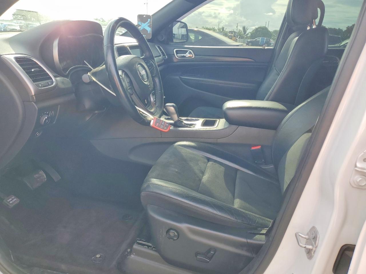 2018 JEEP GRAND CHEROKEE LAREDO 4X4