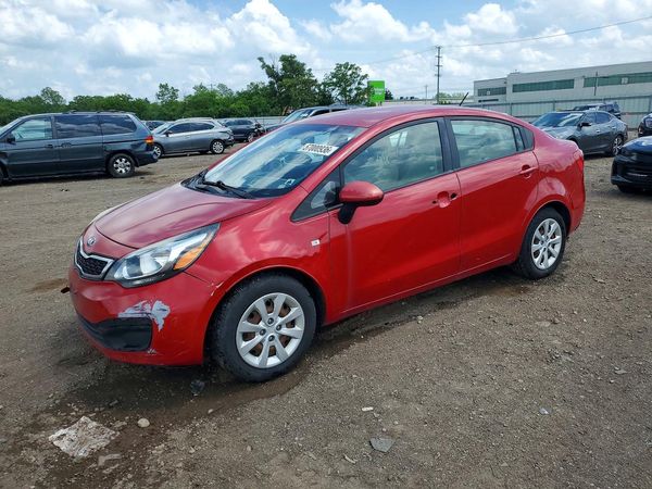 2013 KIA RIO