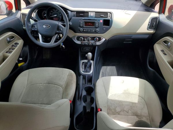 2013 KIA RIO