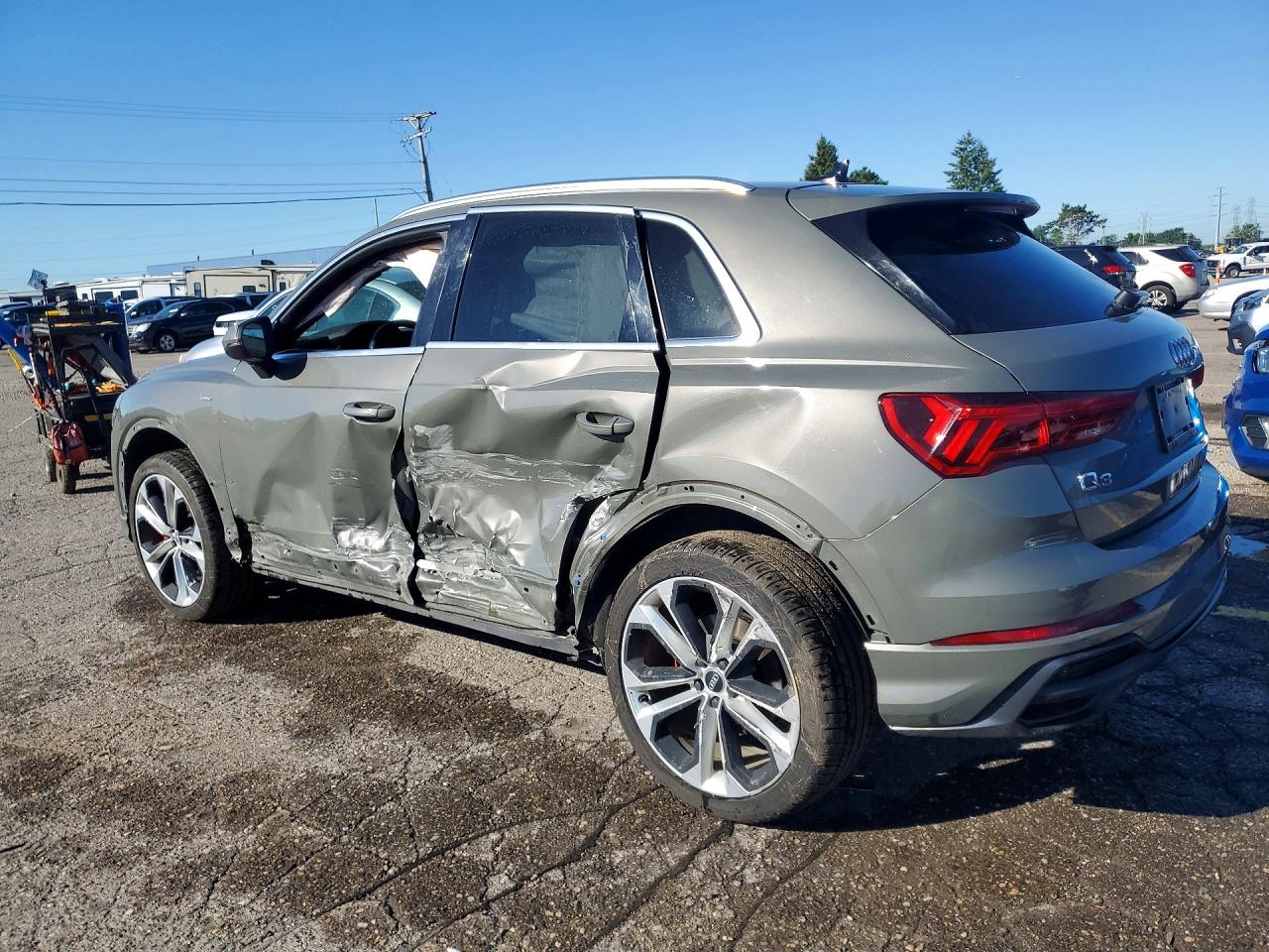 2019 AUDI Q3