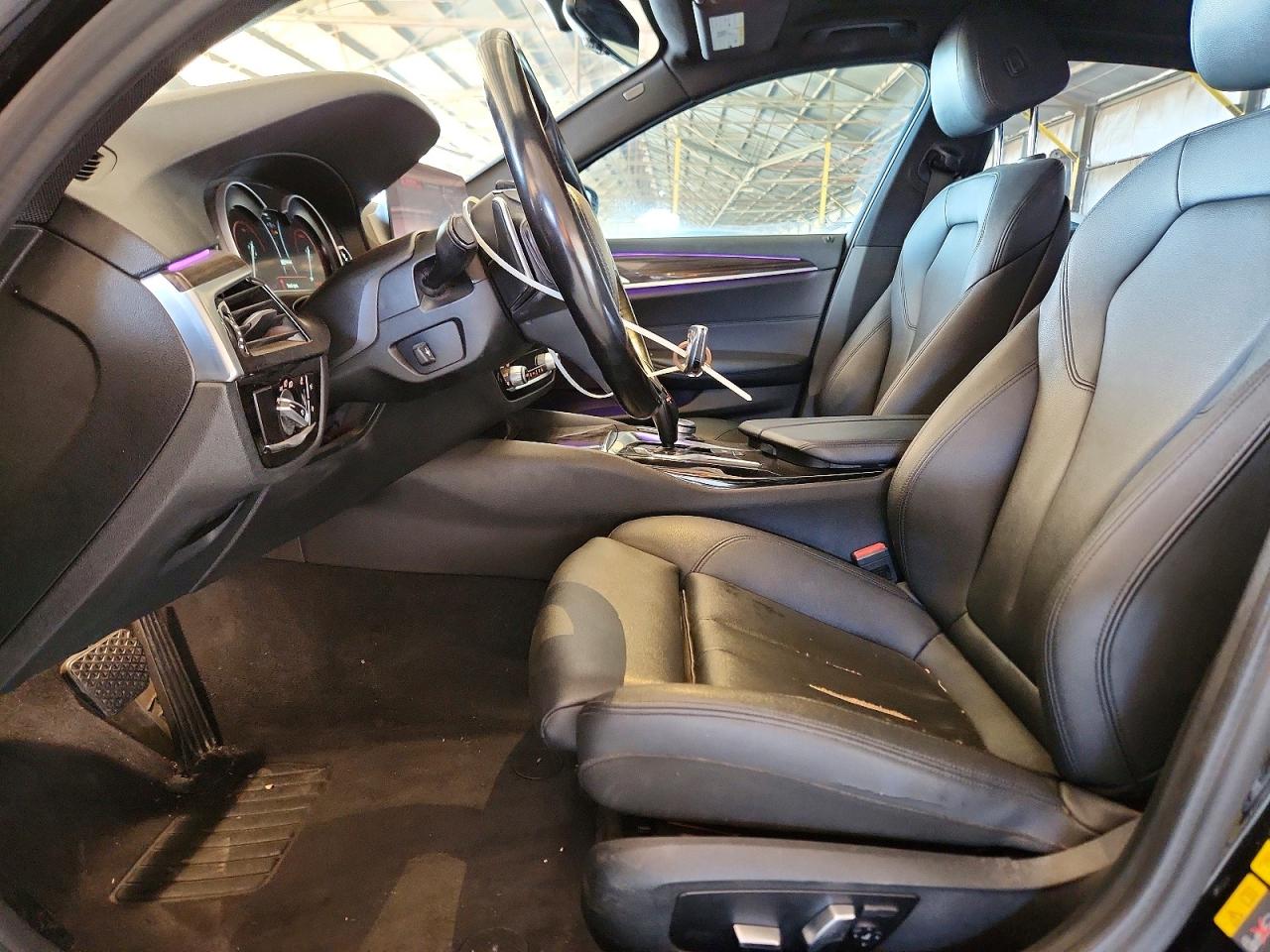 2019 BMW 530E