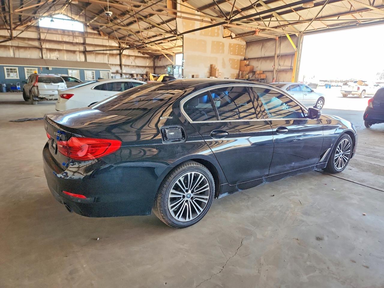 2019 BMW 530E