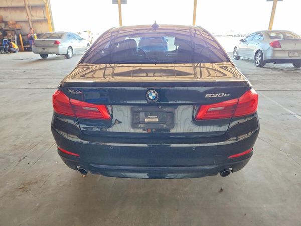 2019 BMW 530E