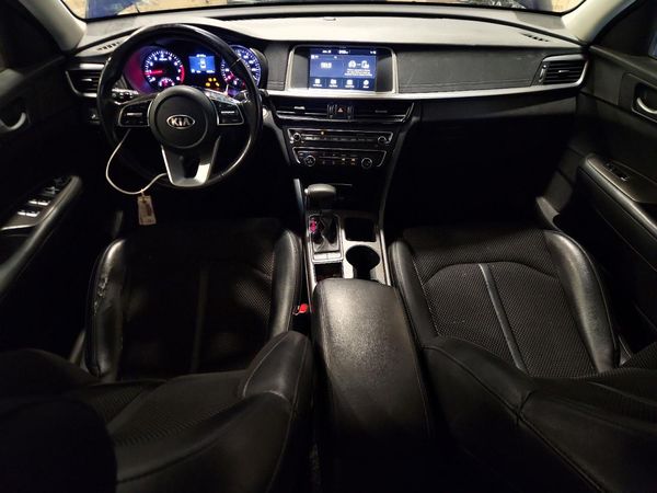 2019 KIA OPTIMA
