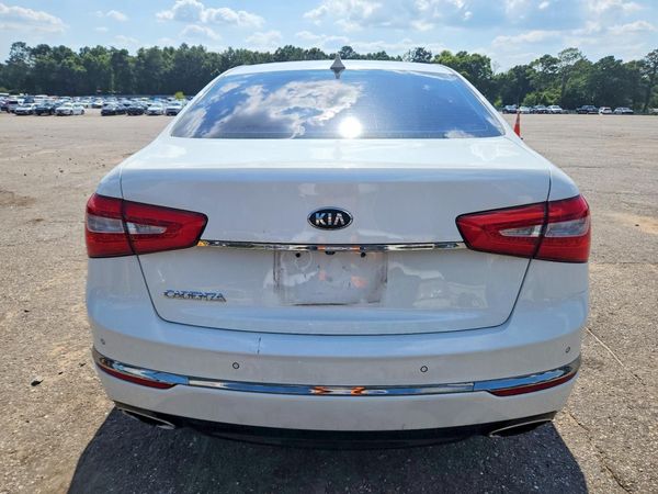 2015 KIA CADENZA