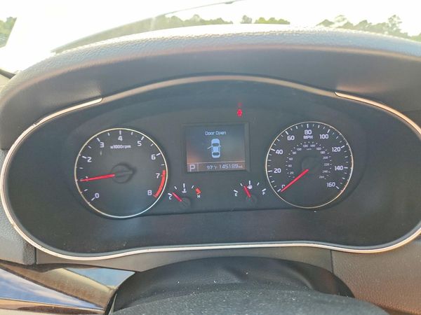 2015 KIA CADENZA
