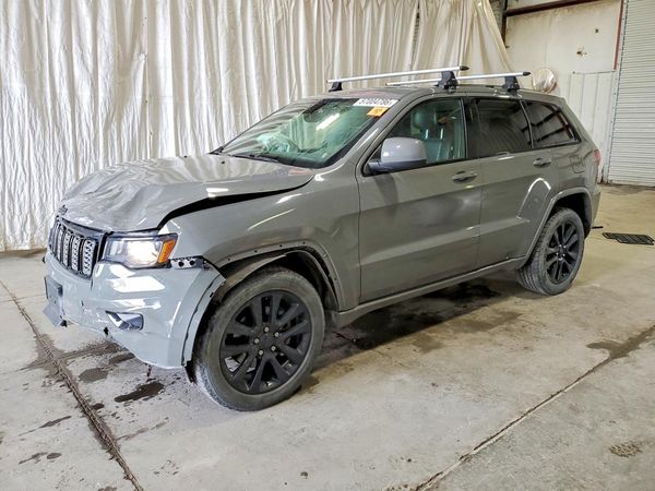2019 JEEP GRAND CHEROKEE Laredo