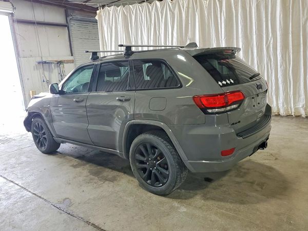 2019 JEEP GRAND CHEROKEE Laredo