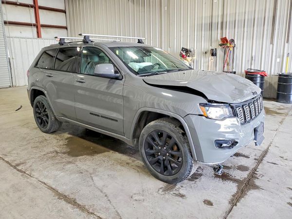 2019 JEEP GRAND CHEROKEE Laredo