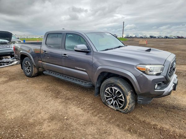 2018 TOYOTA TACOMA