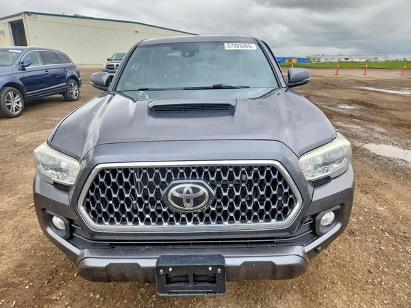 2018 TOYOTA TACOMA
