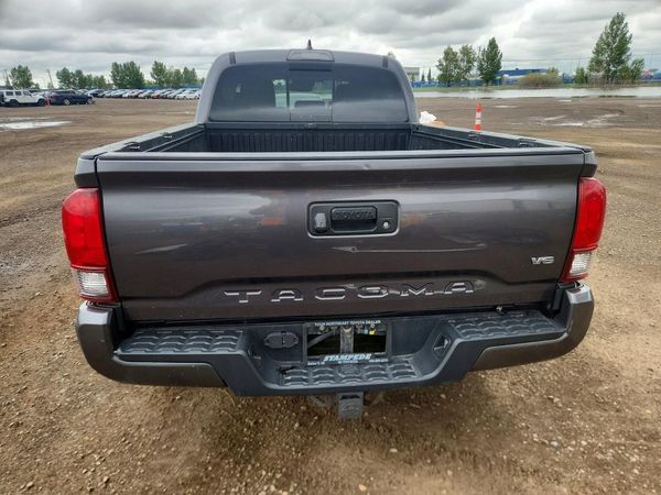 2018 TOYOTA TACOMA