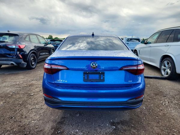 2023 VOLKSWAGEN JETTA SE w/ Sunroof