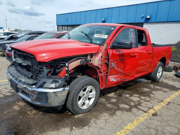 2019 RAM 1500 CLASSIC SLT