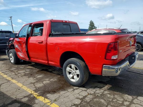 2019 RAM 1500 CLASSIC SLT