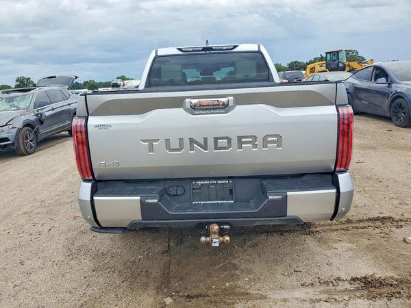 2024 TOYOTA TUNDRA Capstone