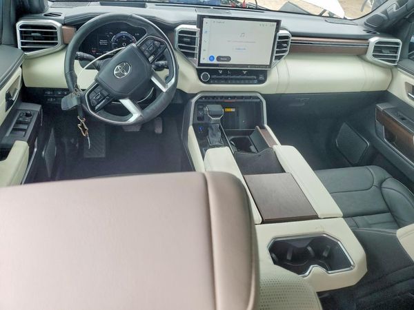 2024 TOYOTA TUNDRA Capstone